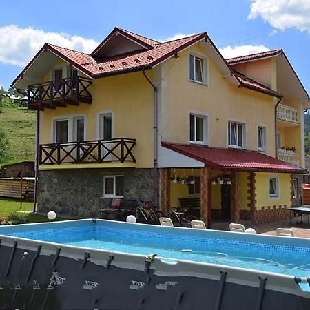 Karpatskyi Maetok Hotell Slavske Exteriör bild