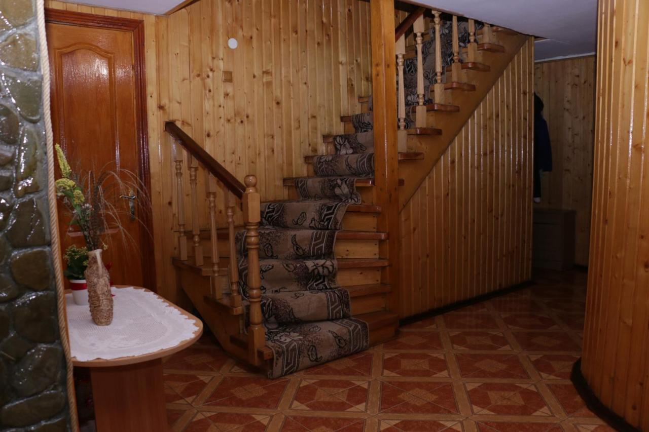 Karpatskyi Maetok Hotell Slavske Exteriör bild